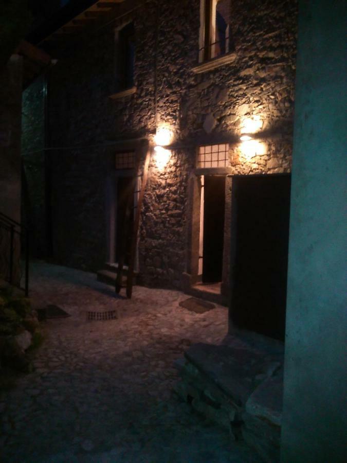 Hotel Antica Calvasino Lezzeno Esterno foto